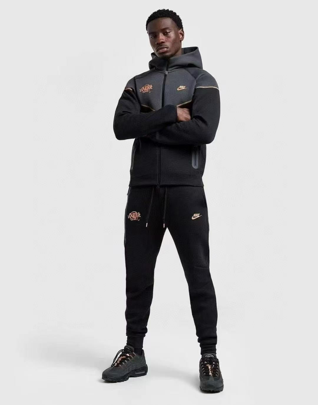 Syna Tech Fleece